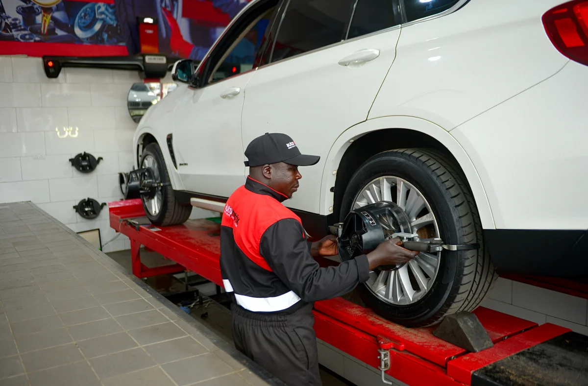 Autometrix wheel alignment service bay